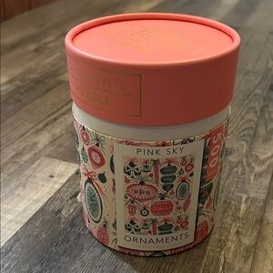 500 piece Pink Sky Ornaments puzzle